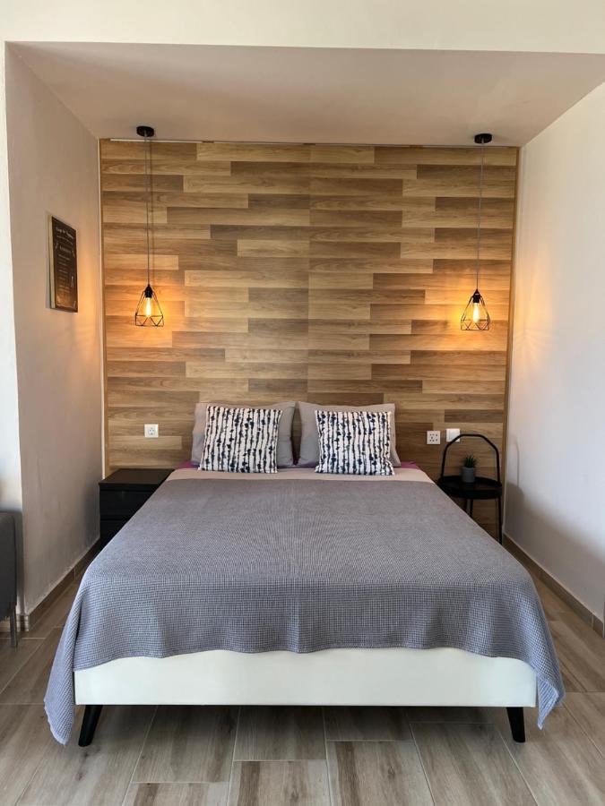 Thalassa Apartment